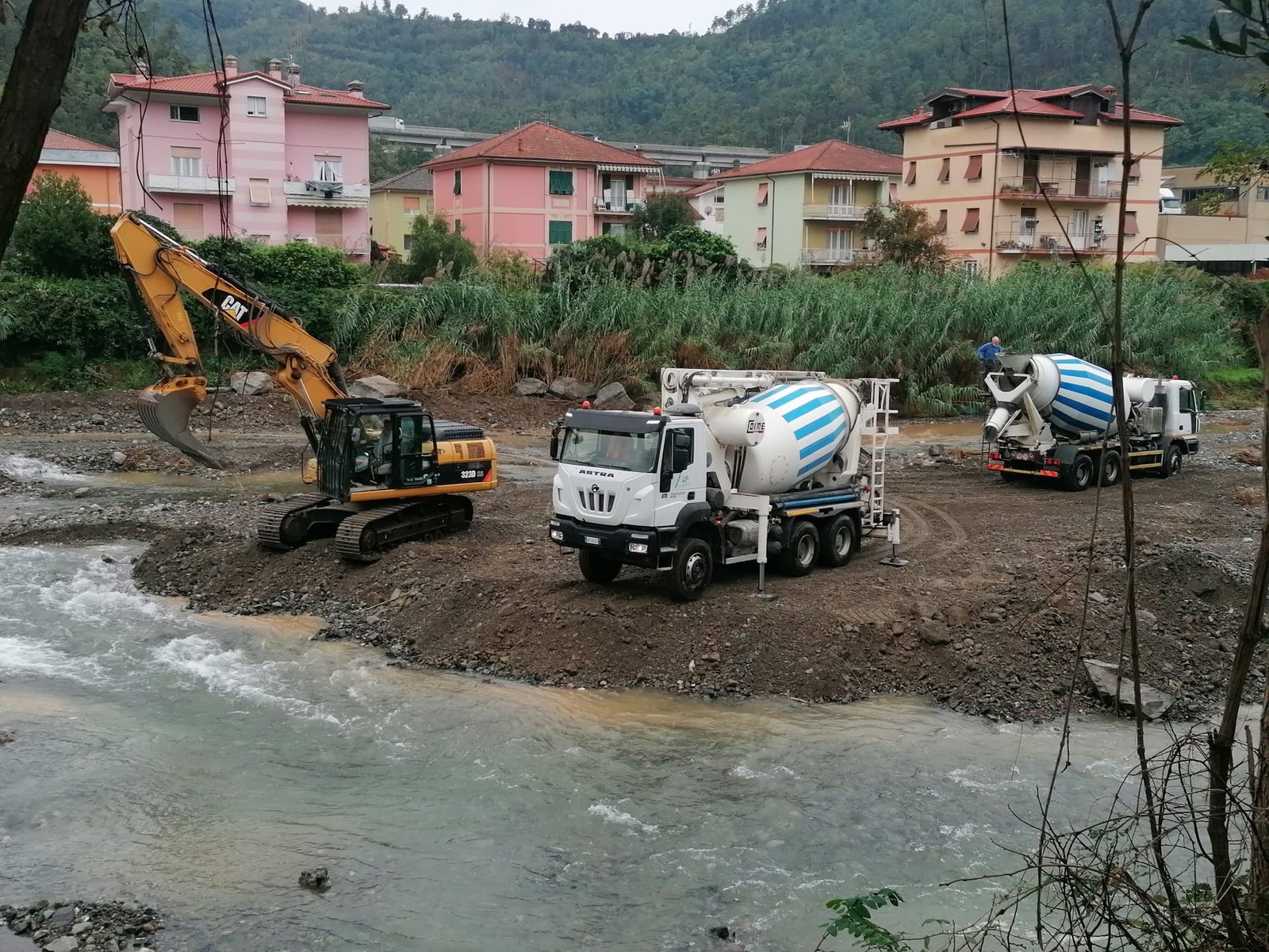Autobetoniere Lusardi in cantiere