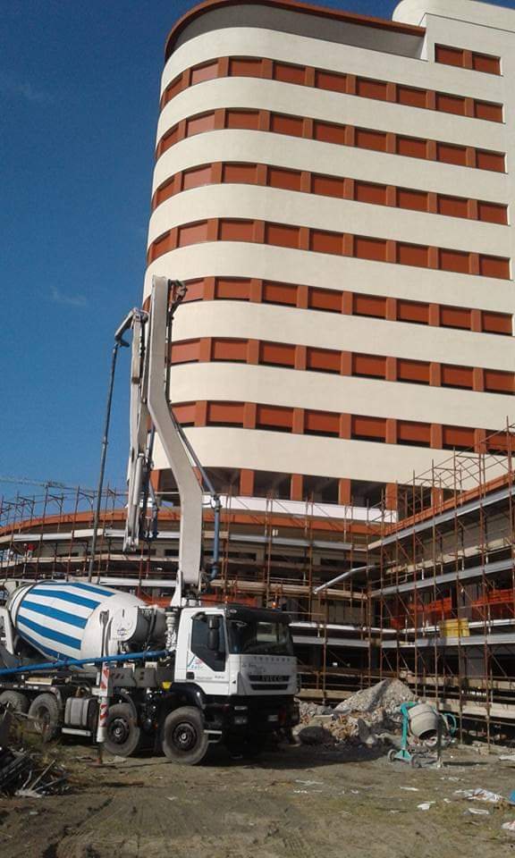 Getto di calcestruzzo Lusardi in cantiere